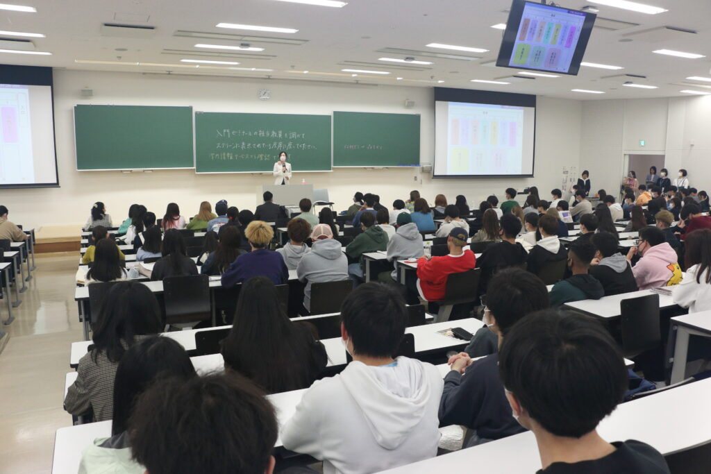 GC学部　新入生オリエンテーションが行われました